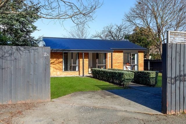 52A Vivian Street, Burwood, Christchurch - Carousel 1