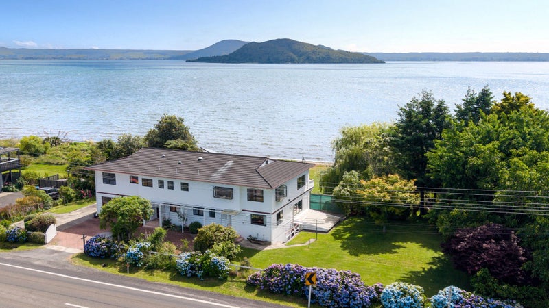 119 State Highway 33, Tikitere, Rotorua - Carousel 1