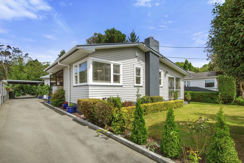 20 Hawthorn Crescent, Stokes Valley, Lower Hutt - Carousel 1