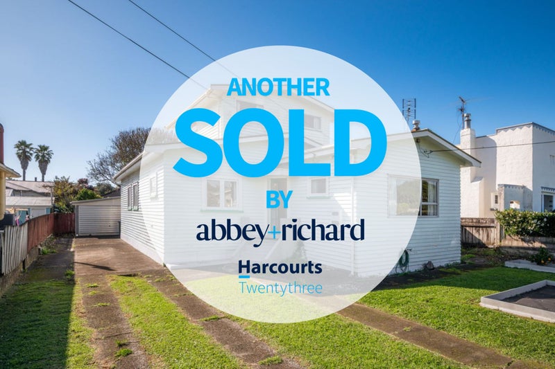 30 Cambourne Road, Sandringham, Auckland - Carousel 1