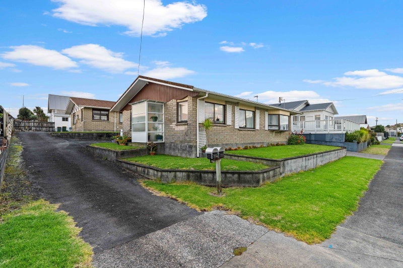 111A Hine Street, New Plymouth, New Plymouth - Carousel 1
