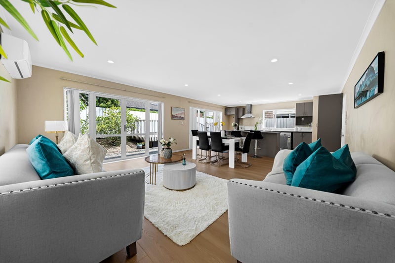 32 Maypark Crescent, Flat Bush, Auckland - Carousel 1