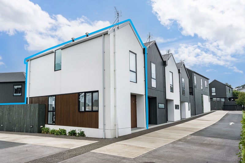 5/6 Oswald Crescent, Paparangi, Wellington - Carousel 16