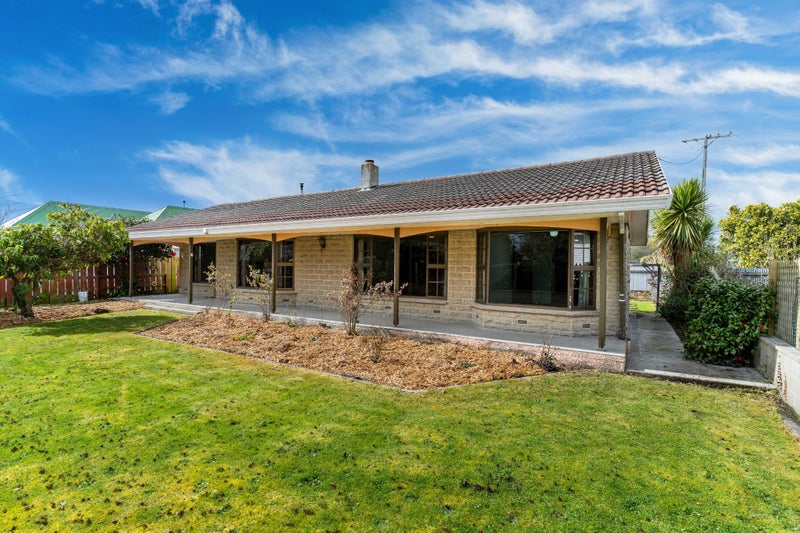 30 Chaucer Street, Milton - Carousel 1
