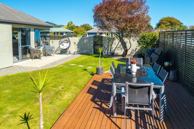 5 Albizia Place, Richmond - Carousel 1