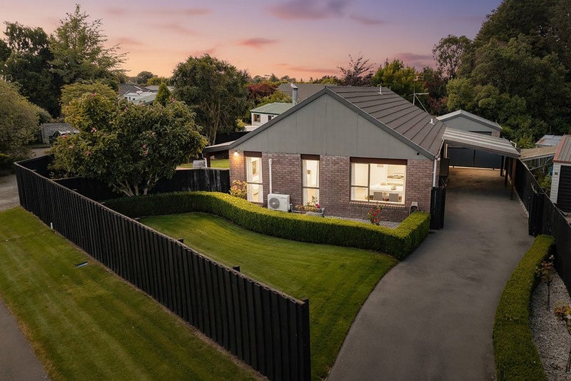 10 Bowie Drive, Woodend, Woodend - Carousel 1