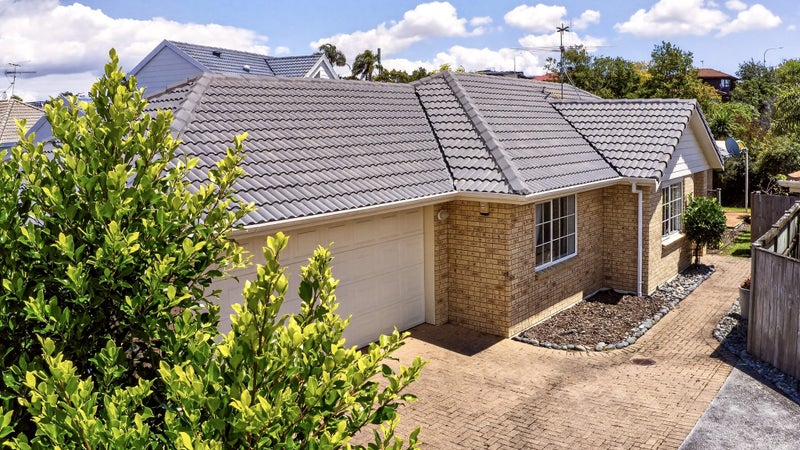 63 Cantora Avenue, Northpark, Auckland - Carousel 1