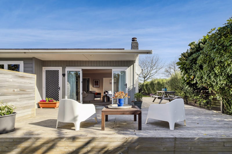 1002 Aberdeen Road, Te Hapara, Gisborne - Carousel 1