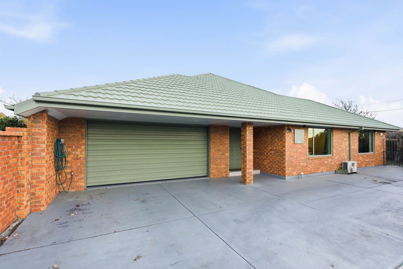 2 Penruddock Rise, Westmorland, Christchurch - Carousel 27
