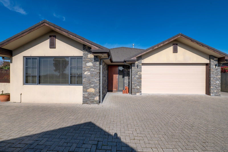 64D Iles Road, Lynmore, Rotorua - Carousel 1