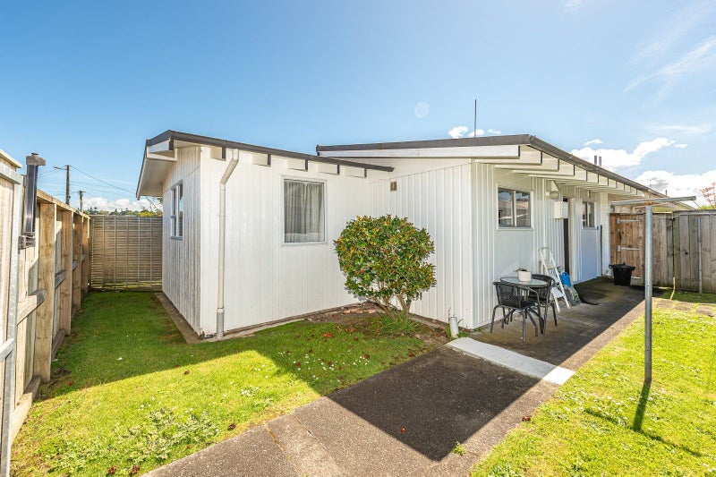100A Bell Street, Whanganui, Whanganui - Carousel 1