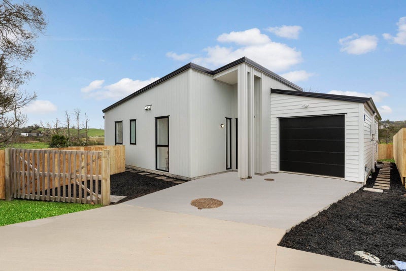 20 Waimaa Lane, Pōkeno - Carousel 1