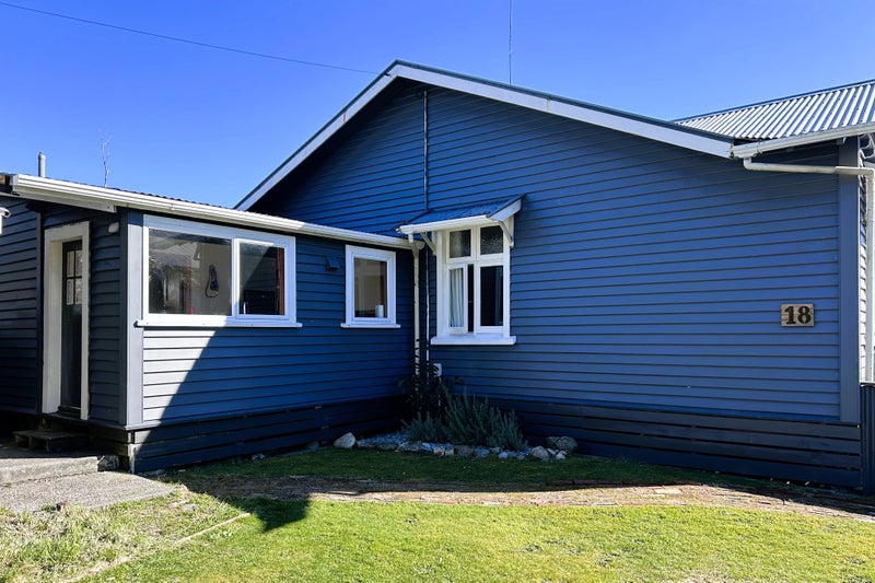 18 Lydia Street, Greymouth, Greymouth - Carousel 1