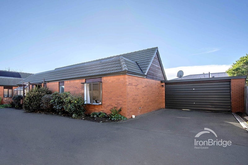 4/415 Mairehau Road, Parklands, Christchurch - Carousel 1