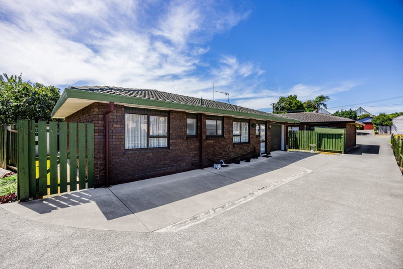 2/3 West Street, Papakura, Auckland - Carousel 2