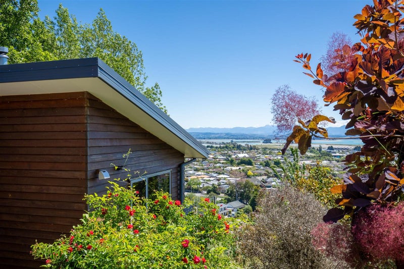 51 Coster Street, Enner Glynn, Nelson - Carousel 22