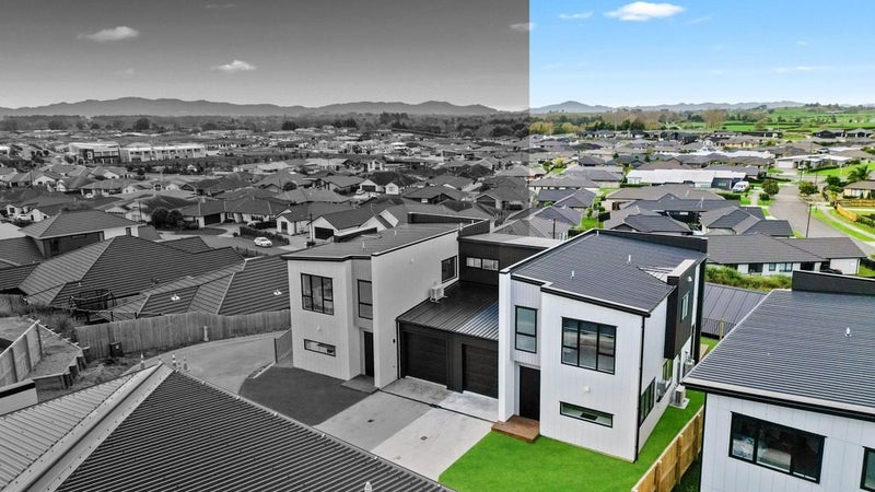 2/44 Rose Berry Crescent, Flagstaff, Hamilton - Carousel 1