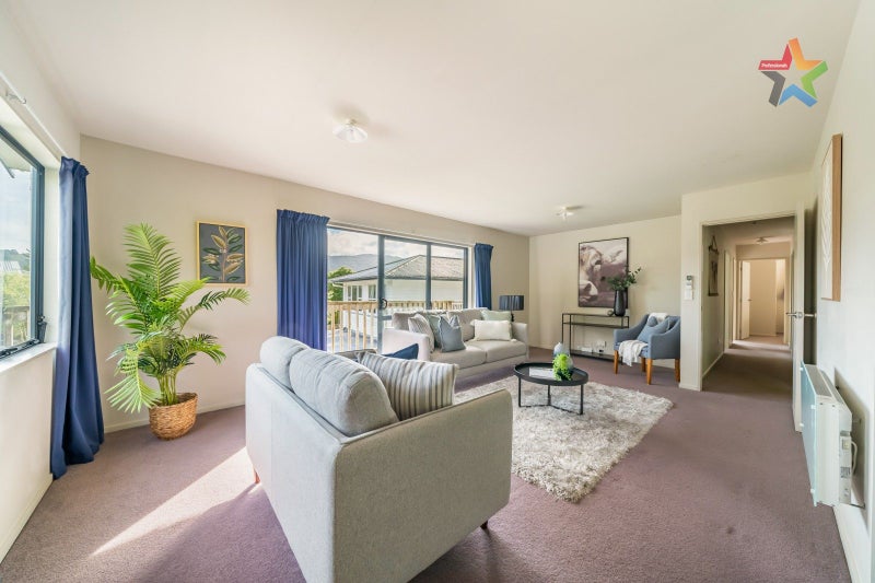 30 Plateau Road, Te Marua, Upper Hutt - Carousel 1