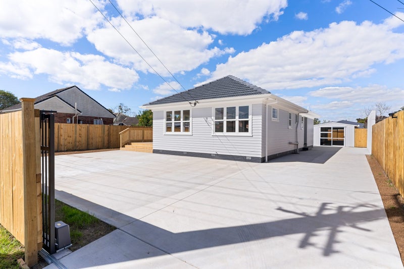 69 Ashton Avenue, Otara, Manukau City, Auckland - Carousel 2