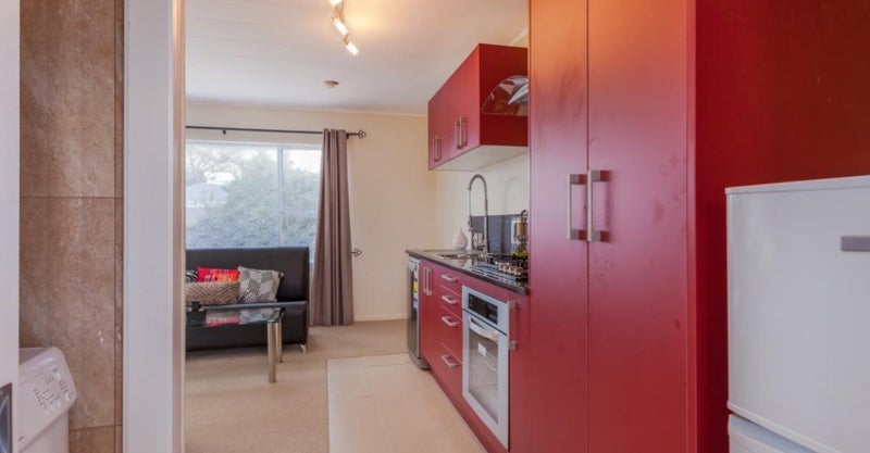 9/86 Owairaka Avenue, Owairaka, Auckland - Carousel 2