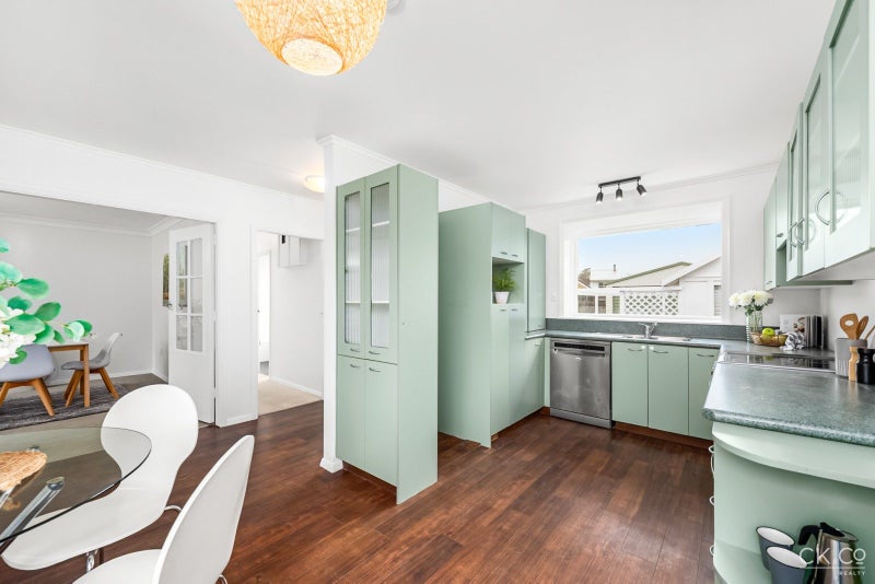 57 Longfellow Street, Trentham, Upper Hutt - Carousel 2