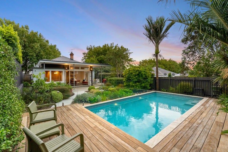 15 Browning Street, Grey Lynn, Auckland - Carousel 2