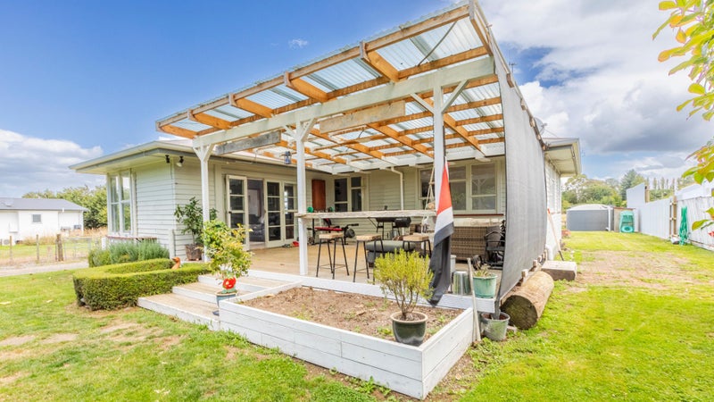 57 Owen Street, Waipawa - Carousel 1