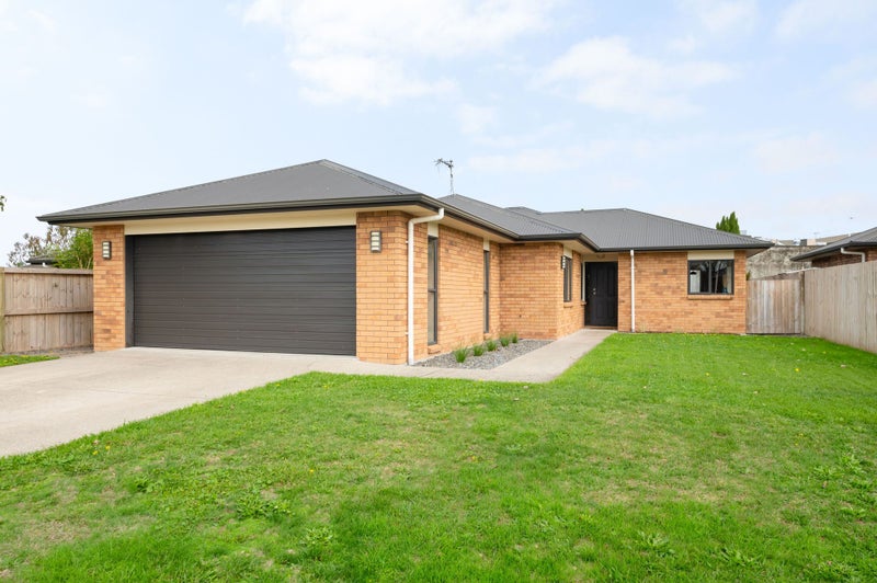 11 Shrule Place, Huntington, Hamilton - Carousel 1