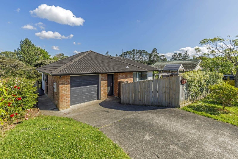35 Jadewynn Drive, Massey, Waitakere City, Auckland - Carousel 2