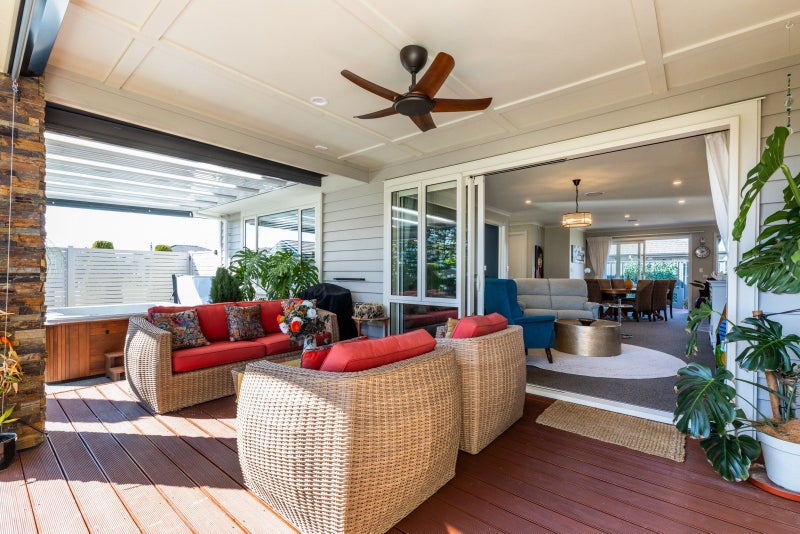 17 Rakaia Way, Poraiti, Napier - Carousel 1