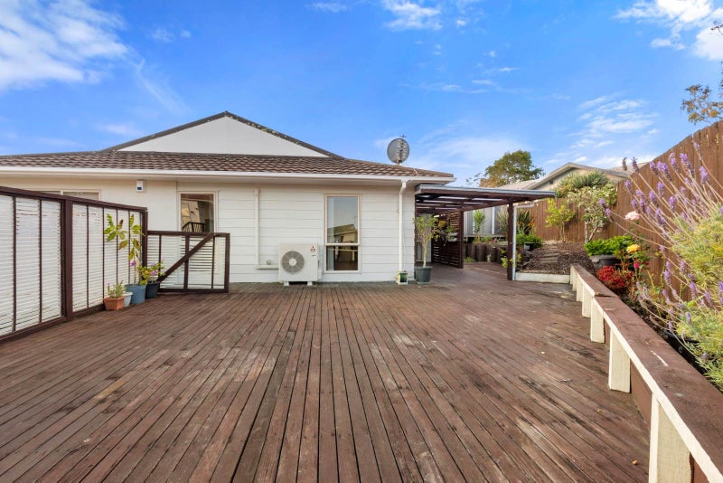 1/49 Sungrove Rise, Sunnyvale, Auckland - Carousel 2