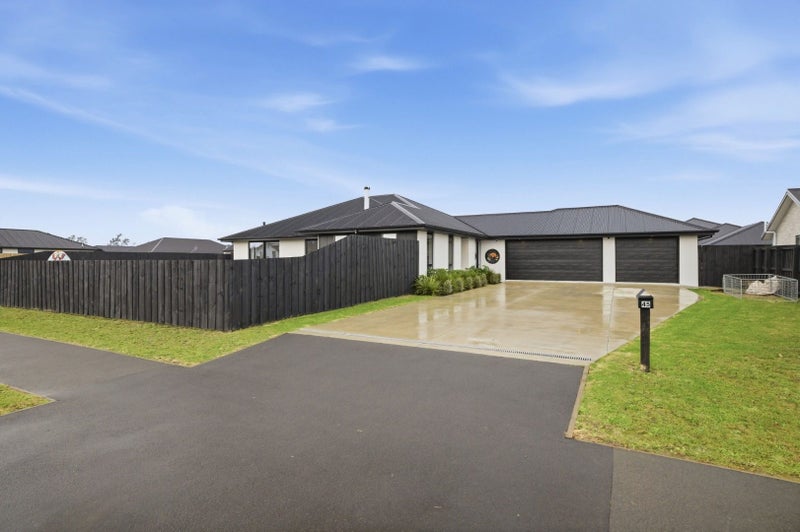 45 Suffolk Drive, Kirwee, Kirwee - Carousel 1