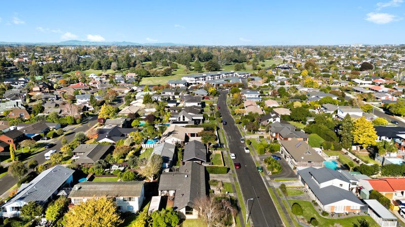 16 Wilfred Street, St Andrews, Hamilton - Carousel 33