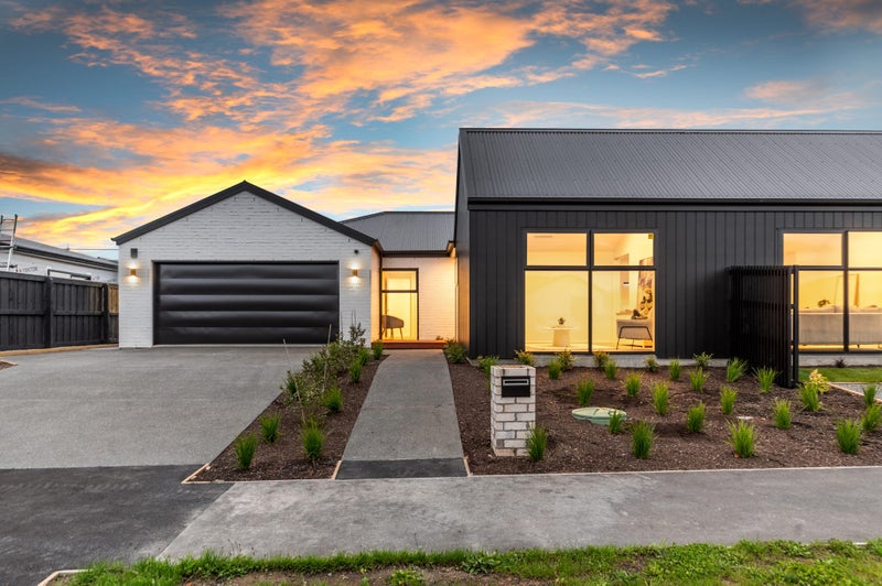 25 Kopper Crescent, Marshland, Christchurch - Carousel 1