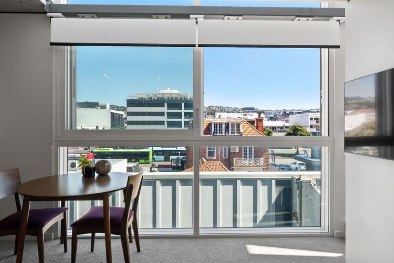 23/19 Pirie Street, Mount Victoria, Wellington - Carousel 2