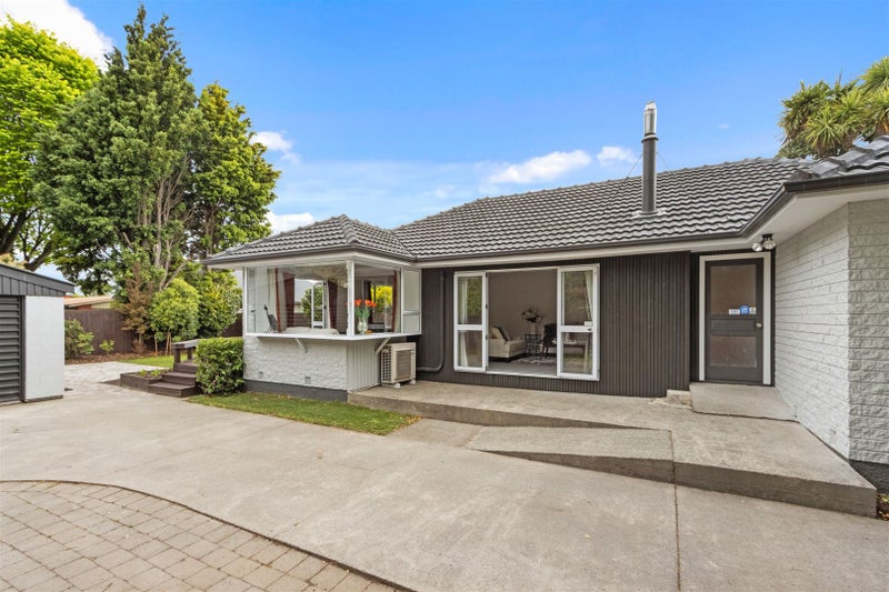 14 Saint Ives Street, Harewood, Christchurch - Carousel 1