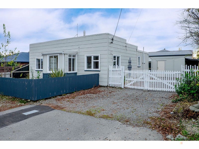 29 South Terrace Road, Geraldine, Geraldine - Carousel 1