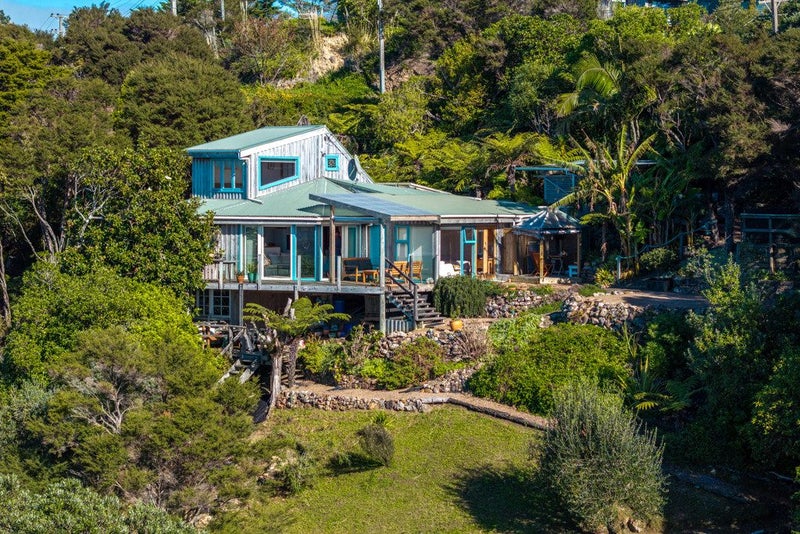 39 Cory Road, Palm Beach, Waiheke Island - Carousel 2
