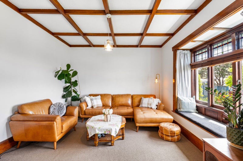 10 Creagh Street, Te Awa, Napier, Hawke's Bay - Carousel 2