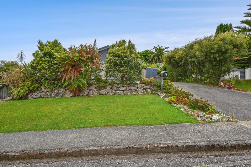 83 Jollie Street, Hokitika - Carousel 16
