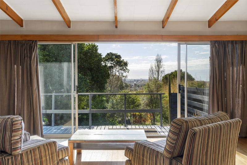 295 Glenfield Road, Glenfield, North Shore City, Auckland - Carousel 2