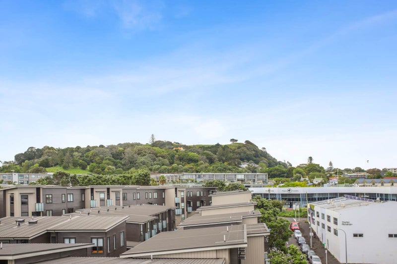 407/1 Enfield Street, Mount Eden, Auckland - Carousel 2