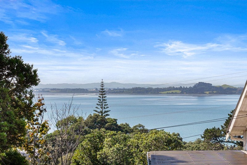 45A Endeavour Street, Blockhouse Bay, Auckland - Carousel 2