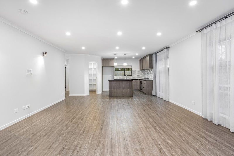 26 The Enclave, Totara Heights, Auckland - Carousel 1