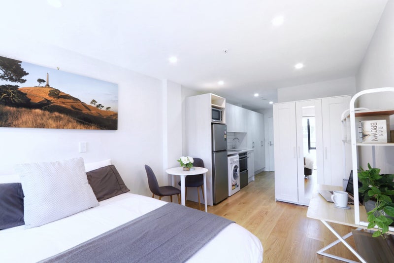 9J/23 Emily Place, Auckland Central, Auckland - Carousel 2