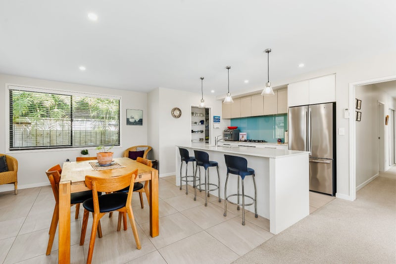 31 Franks Way, Papamoa Beach, Papamoa - Carousel 2