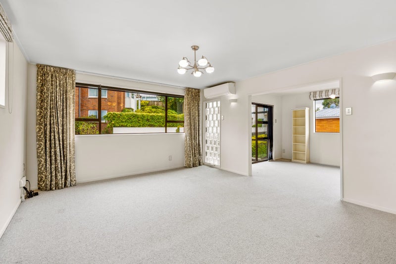 52A Drivers Road, Maori Hill, Dunedin, Otago - Carousel 2