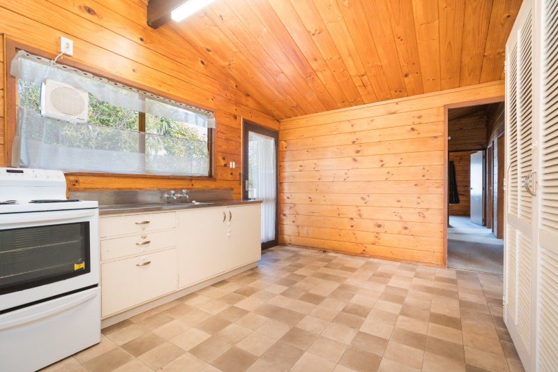 9 Alma Place, Milson, Palmerston North - Carousel 2