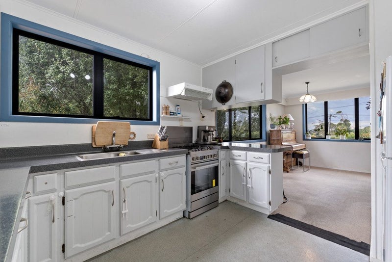 46 Parry Road, Mount Wellington, Auckland - Carousel 2