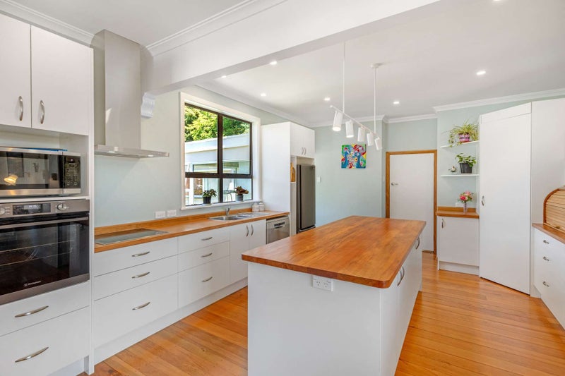 104 Ikitara Road, Whanganui East, Whanganui - Carousel 1